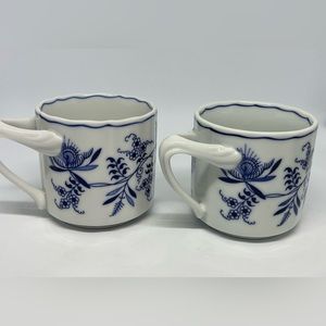 2 Blue Danube Japan Blue Onion Coffee Mugs Tea Cups Tripod Handle Blue Flowers